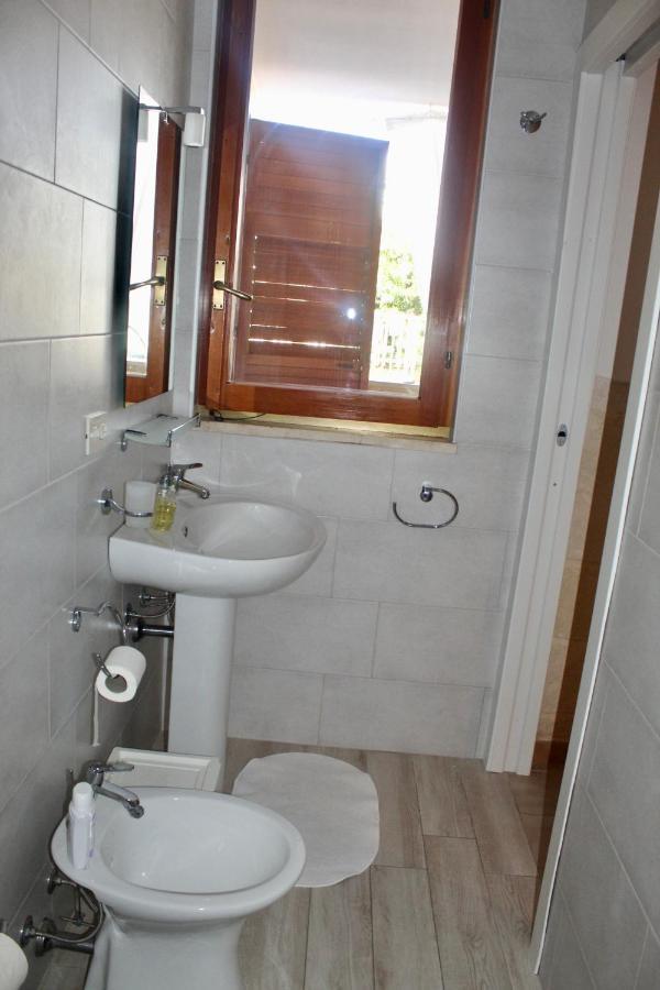 Lo Yacht Hotel Porto Cesareo Exterior foto